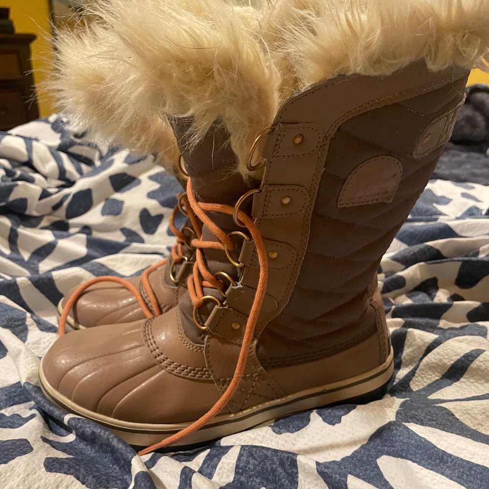 Sorel snow boots